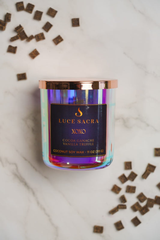 luxurious scent candle